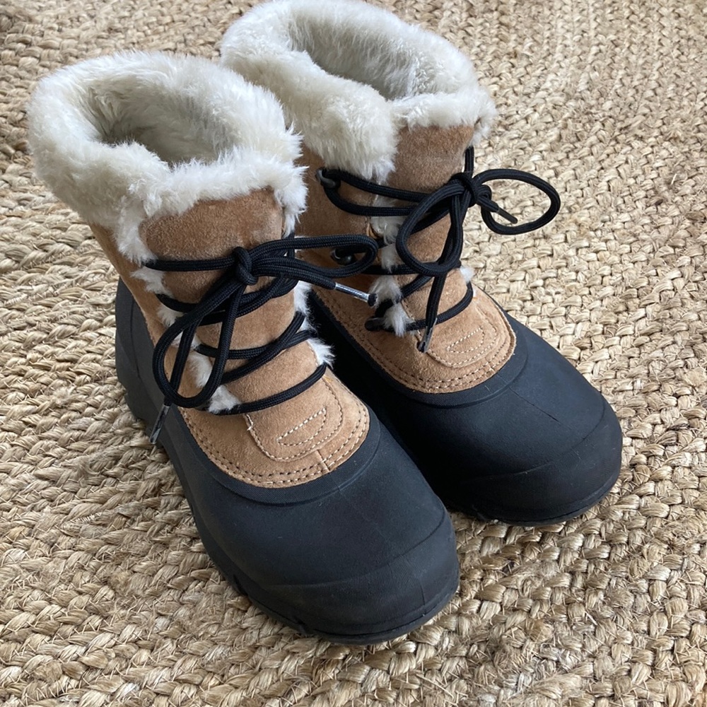 SOREL Snow Angel Faux Fur Lined Lace Boots - Rootbeer 1